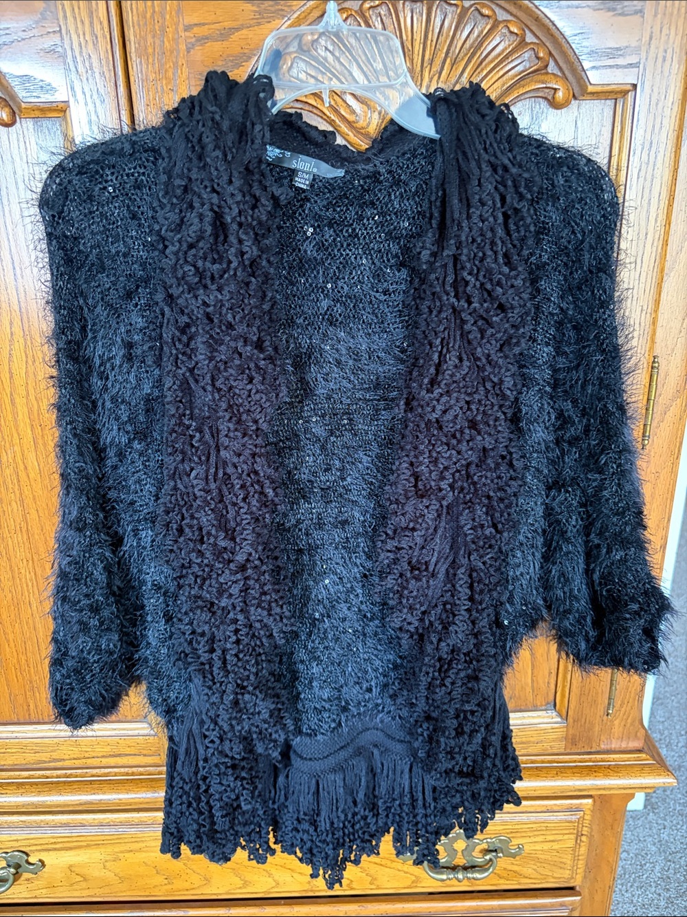 Sioni Black Fuzzy Open-Front Shrug with Textured Scarf